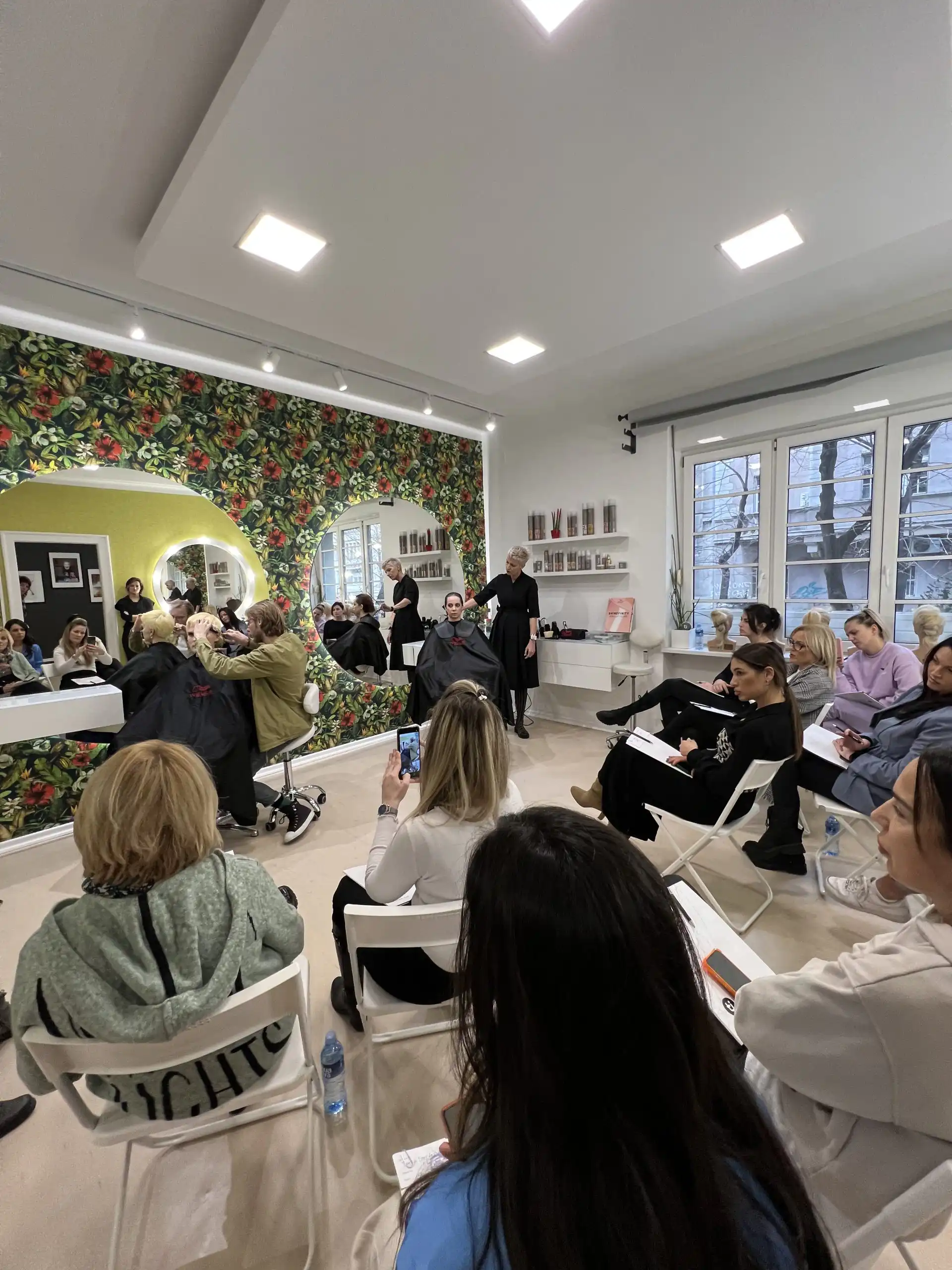 Tijana Ilic & Thomas Girard — education gallery