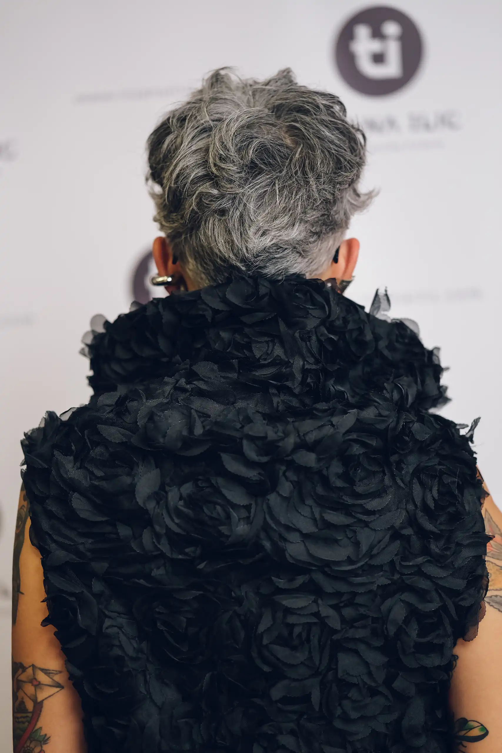 Growing Out Short Curly Hair — education gallery